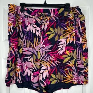 Torrid Size 2 - Tropical Leaf Pull-On Shorts in Navy, Pink, Purple & Olive